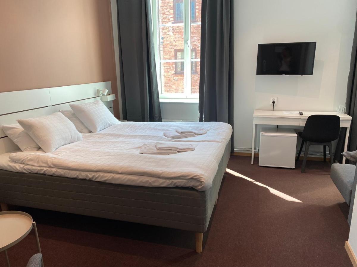 Ahlgrens Hotell Bed & Breakfast Gävle Extérieur photo